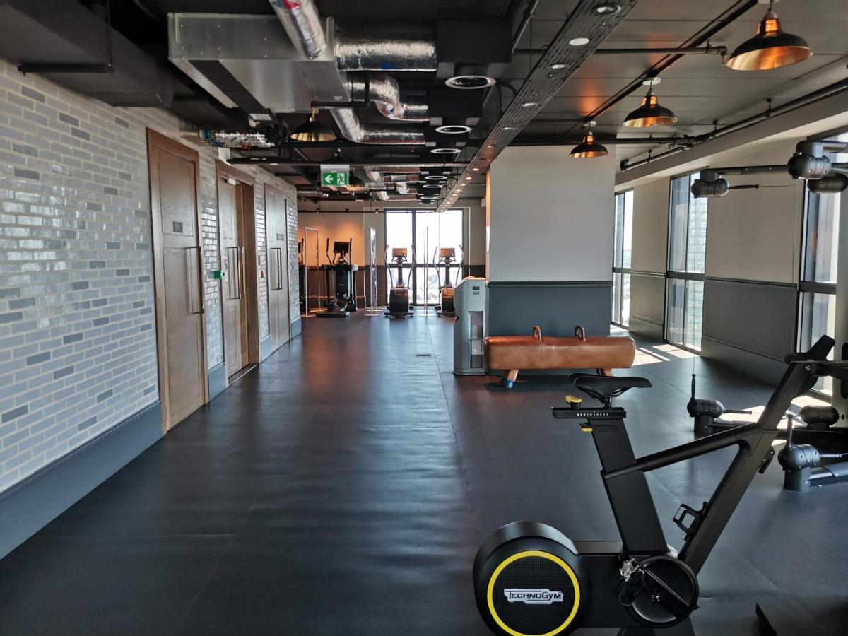 Charles Hope Canary Wharf South Quay Londra Exterior foto
