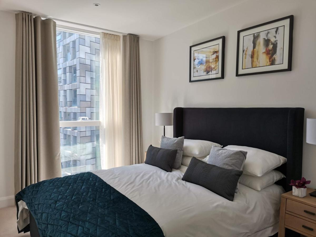 Charles Hope Canary Wharf South Quay Londra Exterior foto