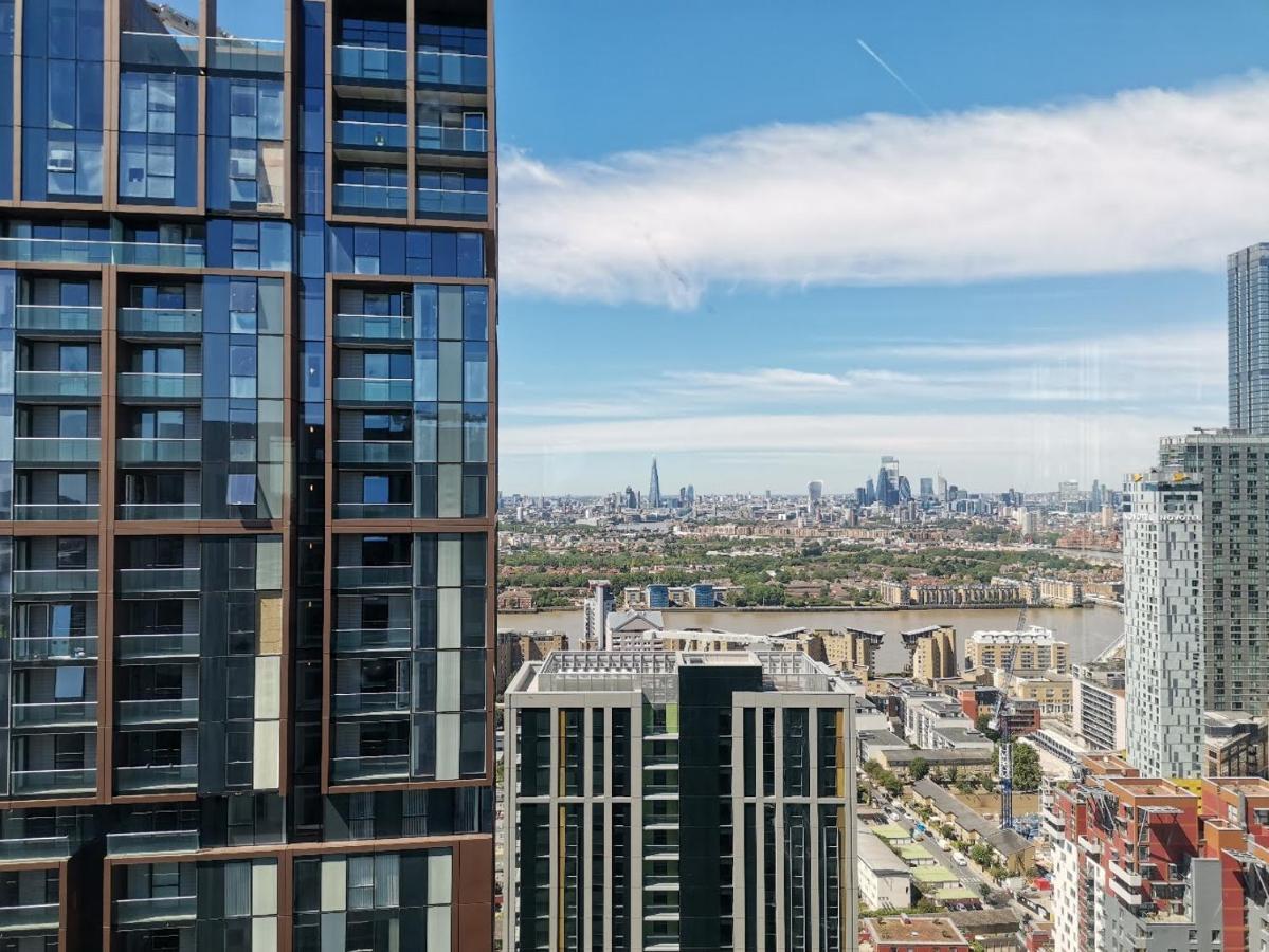 Charles Hope Canary Wharf South Quay Londra Exterior foto