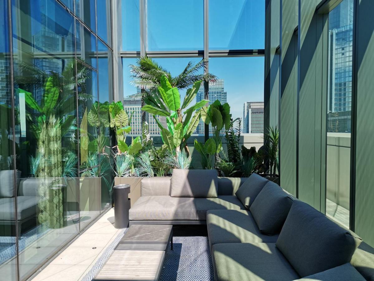 Charles Hope Canary Wharf South Quay Londra Exterior foto
