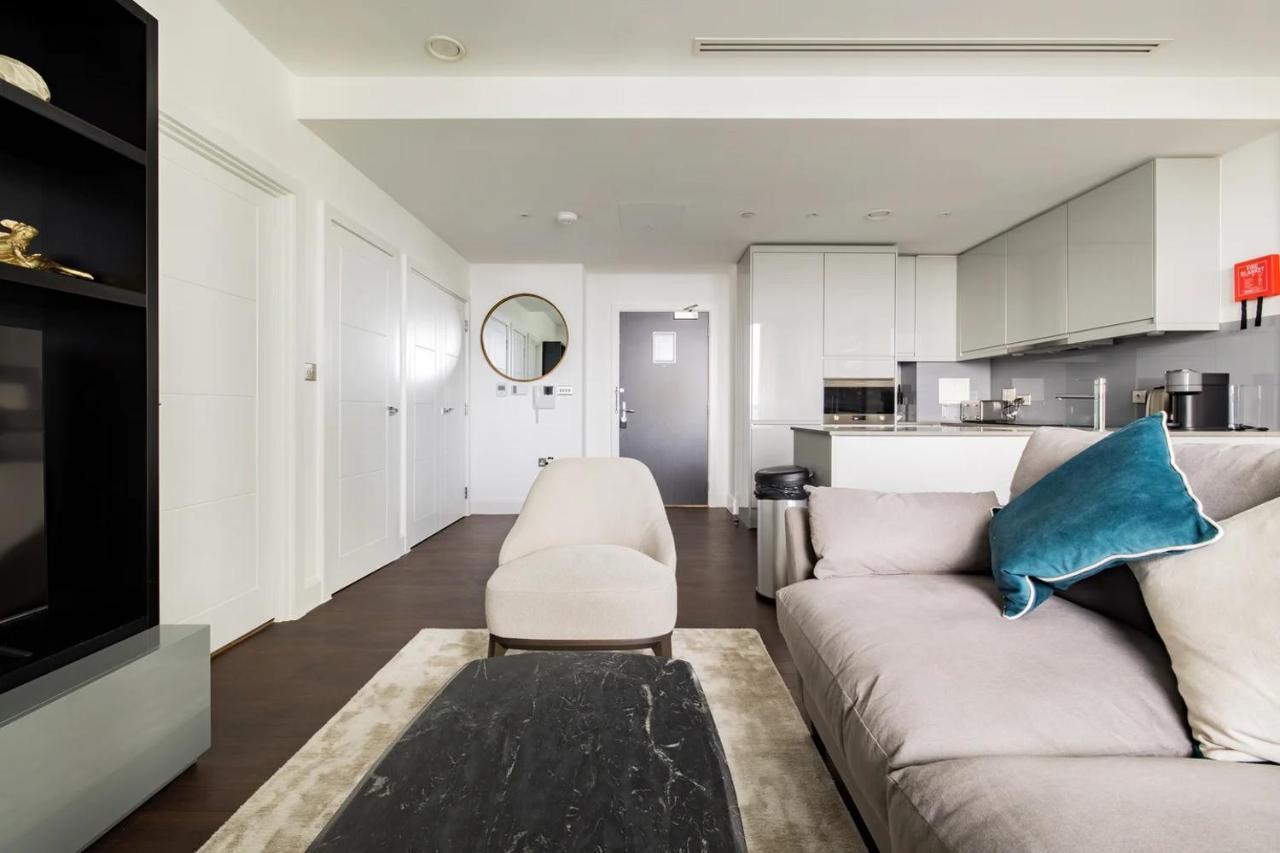 Charles Hope Canary Wharf South Quay Londra Exterior foto